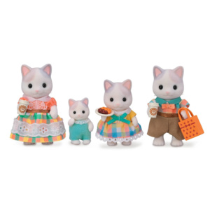 Epoch Toys Latte Cat Family Sylvanian Families L5738
