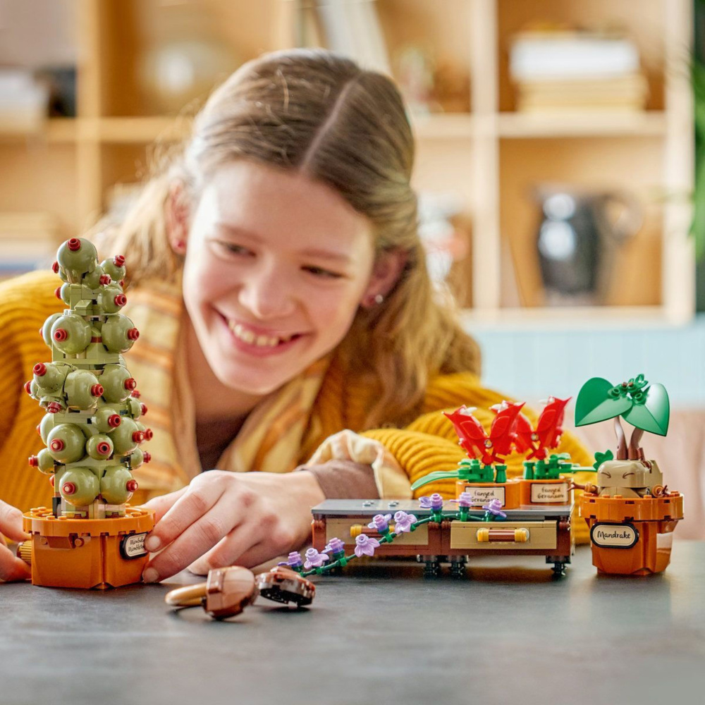 LEGO Harry Potter Hogwarts Herbology Plants – 76474